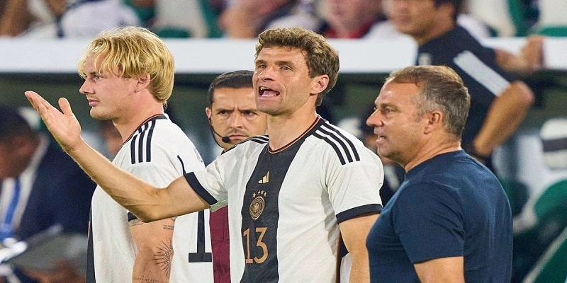 Hansi Flick với nhiều khó khăn khi thay thế Joachim